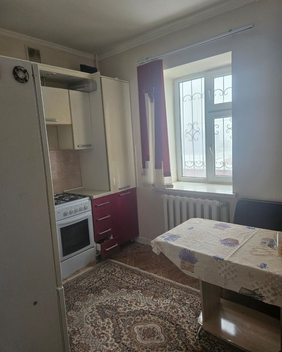 2 бөлмелі пәтер ұзақ мерзімге жалға беріледі.