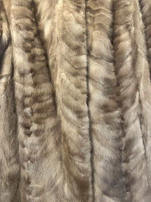 Haina de blana naturala de nurca