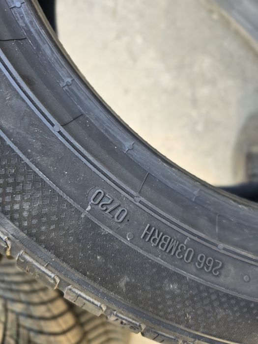 Anvelope de vara 245-45r18 Semperit