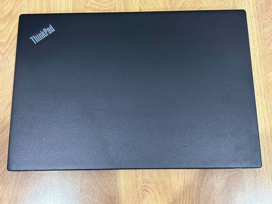 Като нов! Лаптоп Lenovo T480s i7/24GB RAM/512GB с 3 мес. гар.!