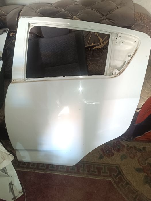 Спарк куз ов эшиклар бор