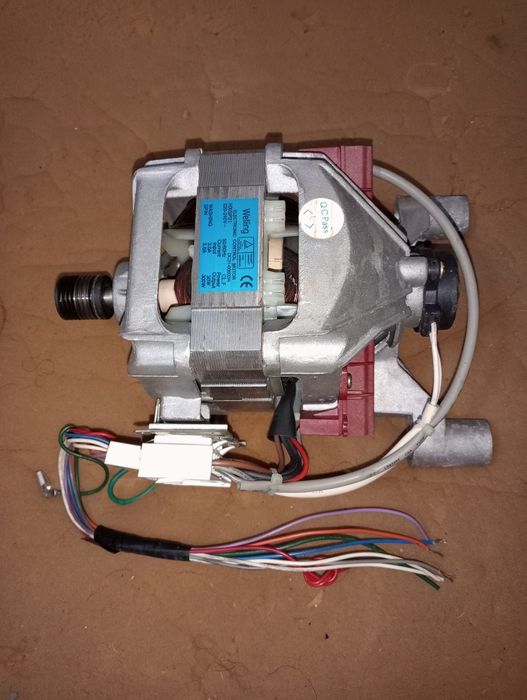 Продам рабочий движок.