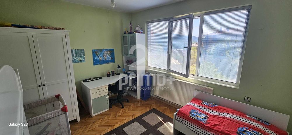 Продава се Четиристаен апартамент в Велико Търново, Център - 96 кв.м за 1770 €/кв.м - Снимка #13