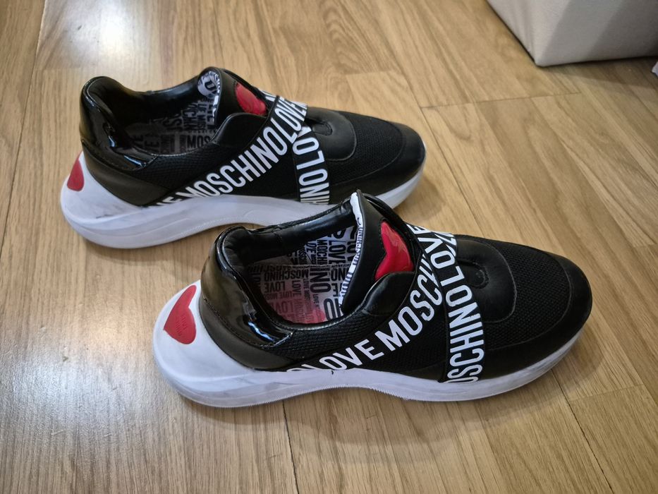 Маратонки Moschino