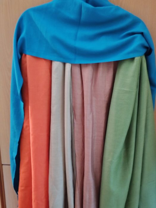 Шарфы цветные и ручной работы