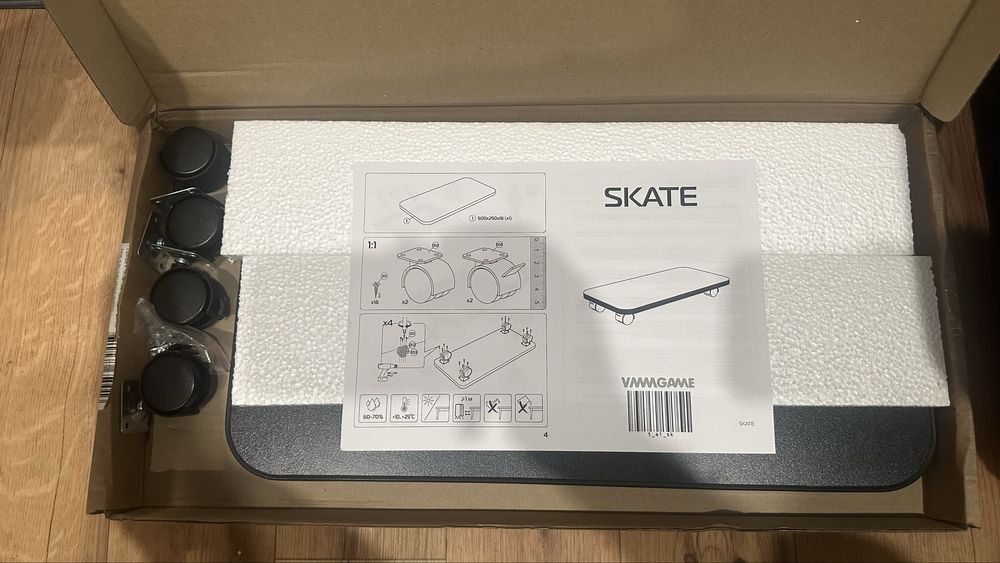 Продам комрьютерный стол