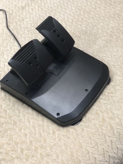 Продам игровой руль