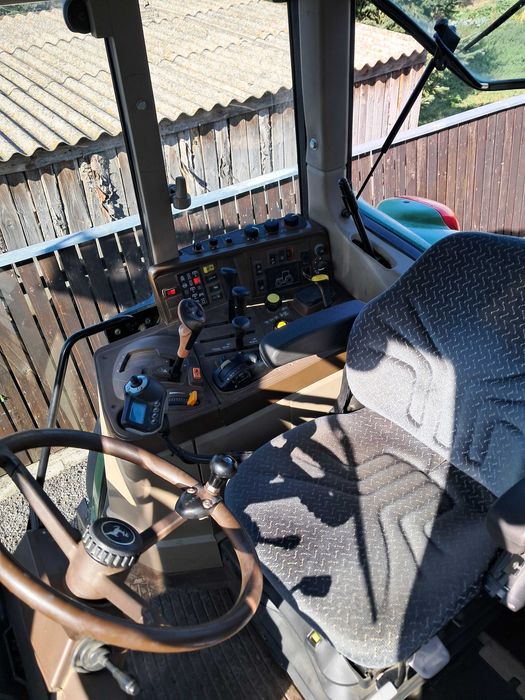 John Deere 6920 cu încărcător frontal