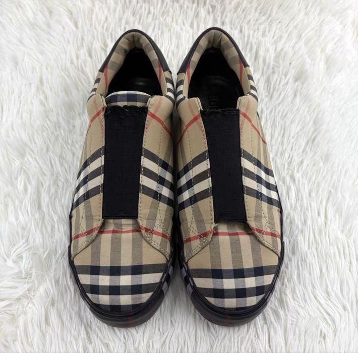 Кроссовки Burberry 36.5 оригинал