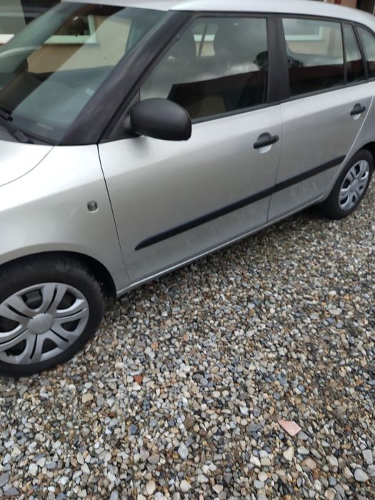 Scoda fabia an fabricație 2011 adusa recent din austria numere provizorii valabile pina in luna august  asigurare un an 16 tdi