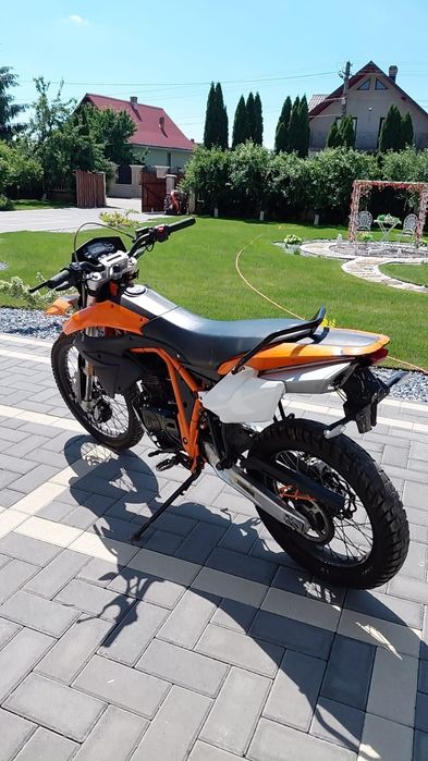 Motocicleta de 125 din 2020