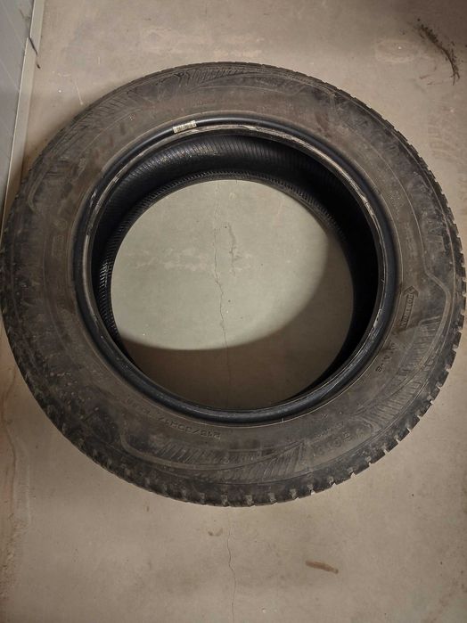 4 броя автомобилни гуми 215/60R17 100H Good Year Vector 4 seasons extra load