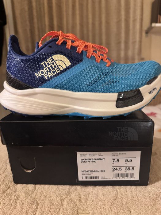 Adidași Pantofi Sport Damă The North Face Nr. 38,5