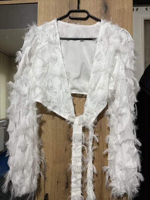 Бял комплект (топ+пола/панталони)