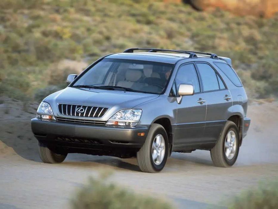 Бампер задний Rx300/1998 Лексус РХ300/2003