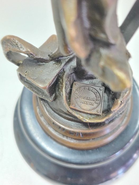 Vând statuie Justiția, din bronz si statuie Lady at the Bar ,din bronz