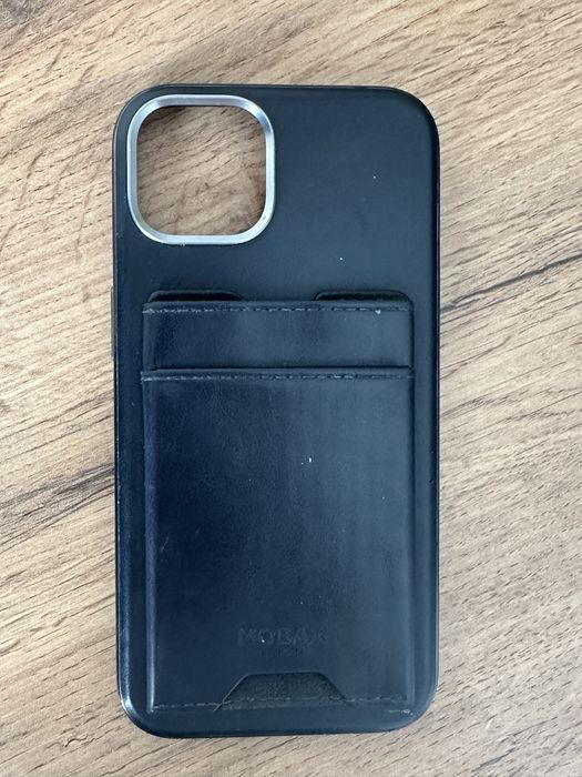 Чехол для iPhone 13