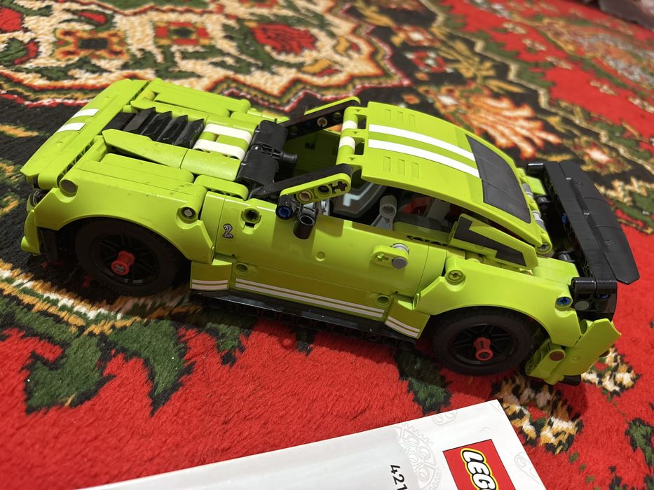 Продаю Lego техник Форд мустанг шелби