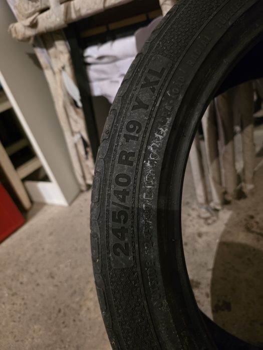 Vand anvelope/ cauciucuri 245/40/19