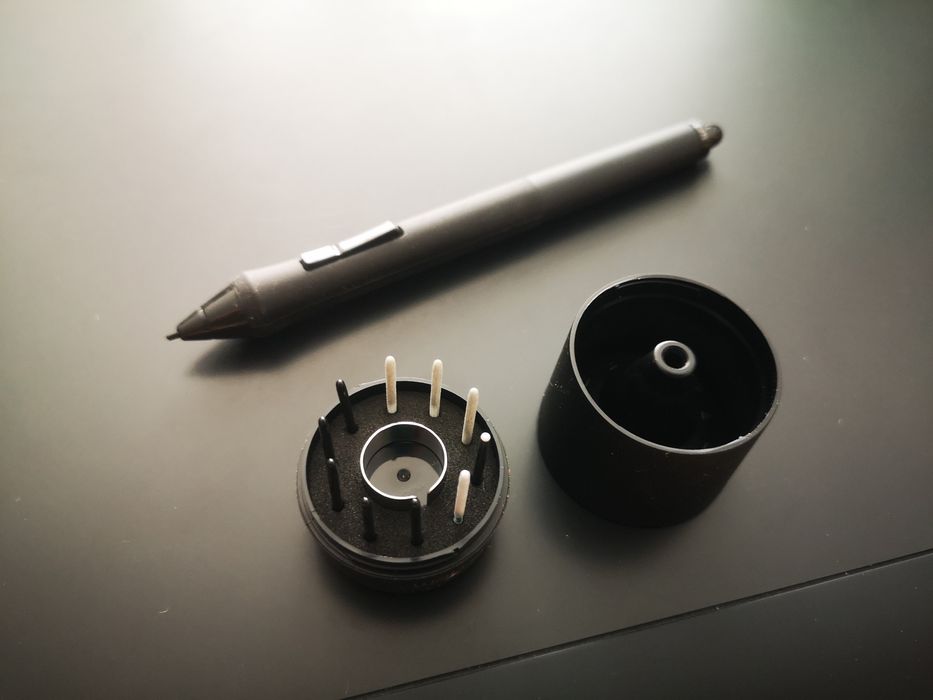 Wacom Intuos Pro L ca nouă