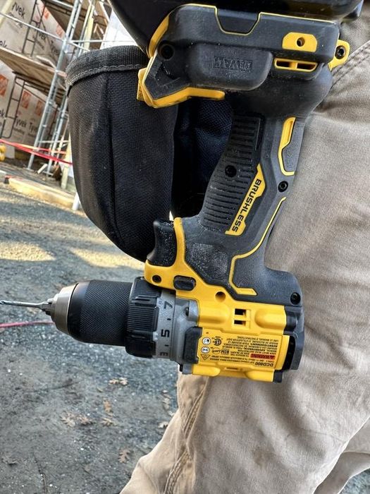 Бормашина/Винтоверт DeWALT DCD800N/18V 90Nm