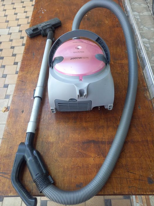 Пылесос для дома