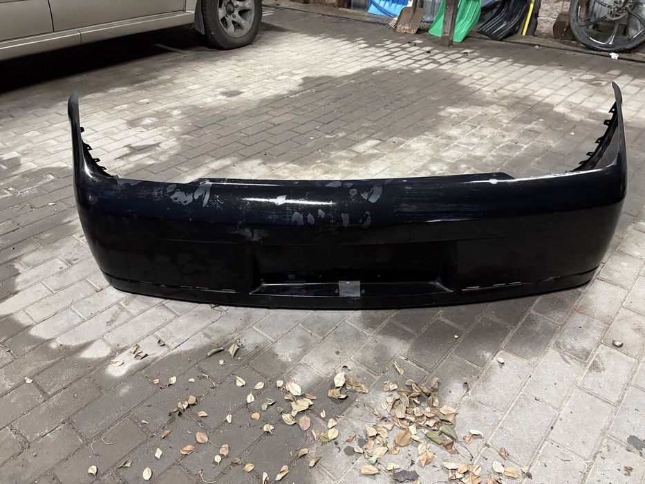 Задний бампер Chrysler 300C, черного цвета