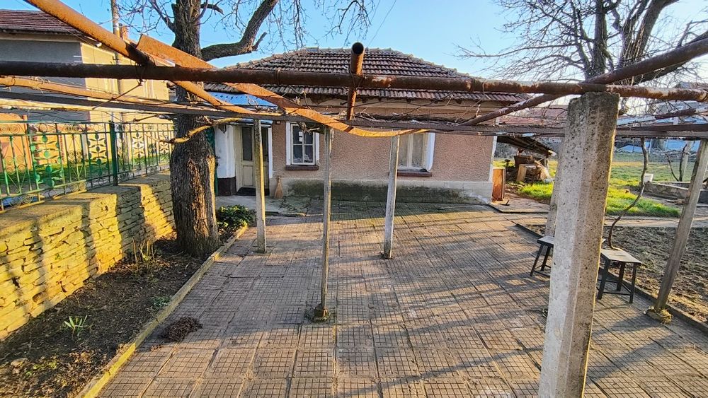 Продава се Къща в с. Горан, Област Ловеч - 1 кв.м за 17850 €/кв.м - Снимка #1