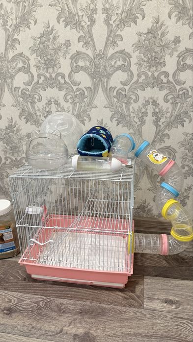 Продам клетку хомяка