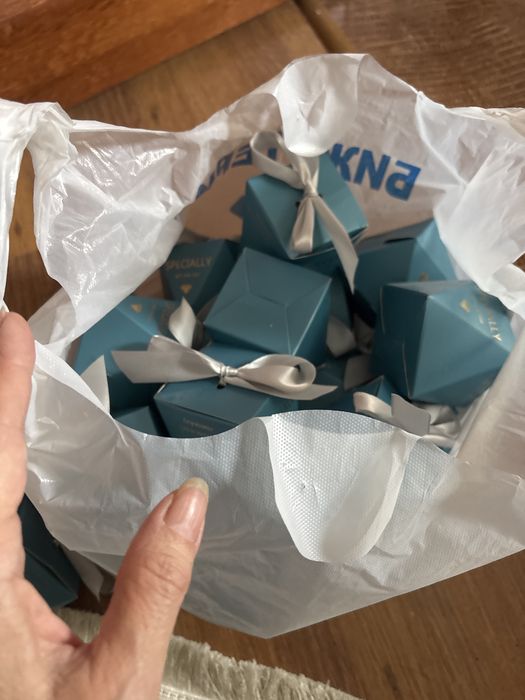 Бонбоньерки  голобого цвета