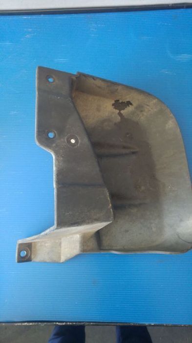 aparatoare noroi stanga fata mitsubishi l200 2004-2015 mn117447