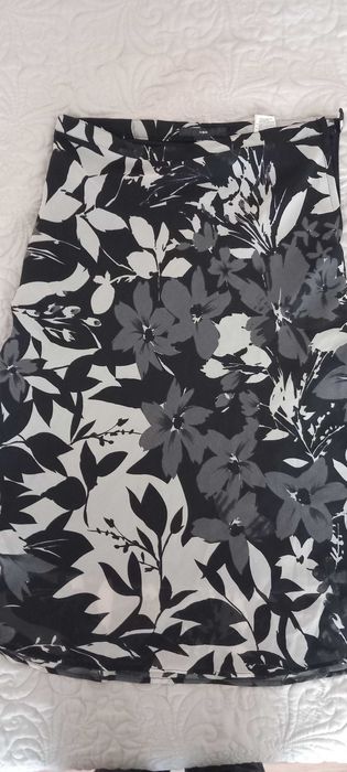 Ефектна  пола  H&M - М