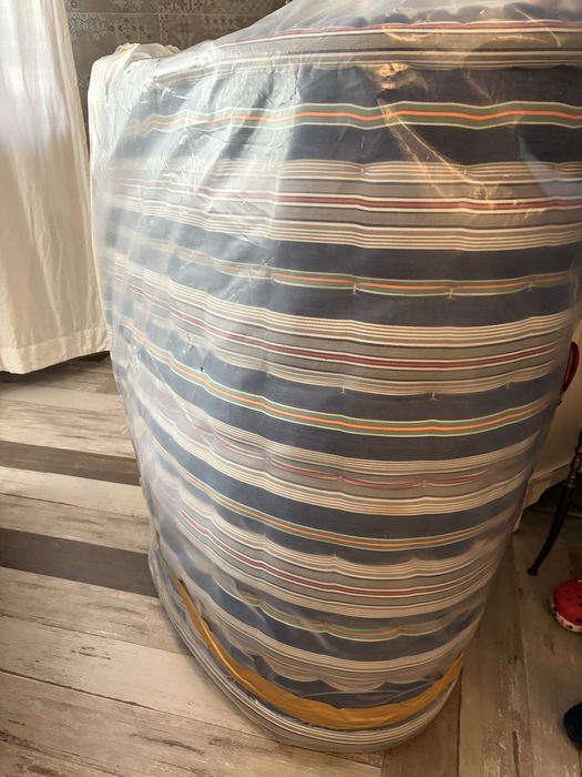 английски дюшек от фирма Brambleco