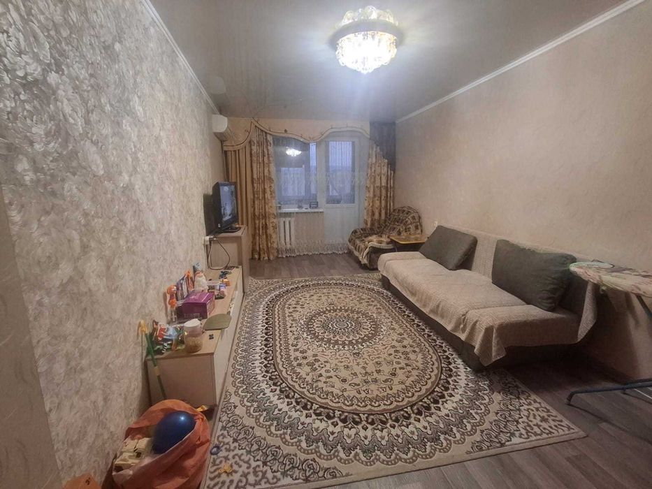 Продам 3 ком квартиру Р-он ВВИ