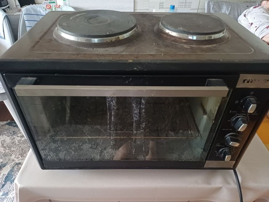 Продается газовая плита и электрическая духовка