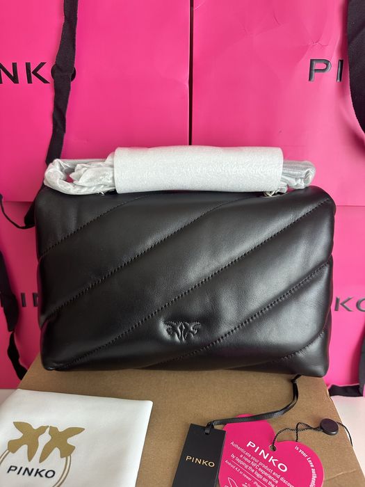 Чисто нова чанта PINKO Love Classic Puff черен цвят със сребристи елементи