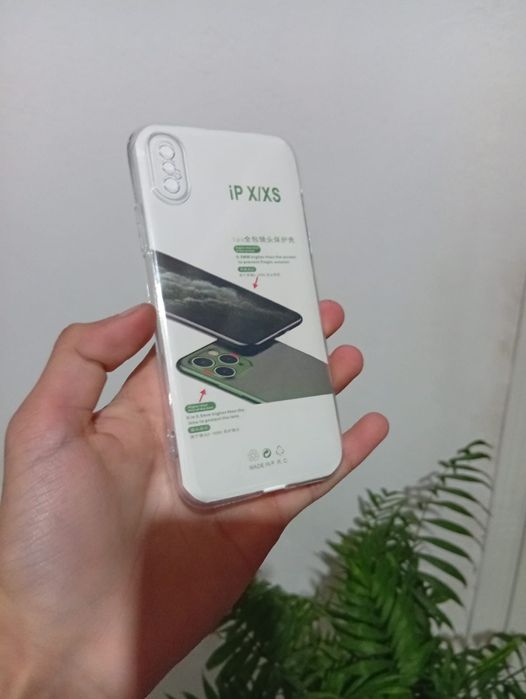 iPhone Xs не вскрывался