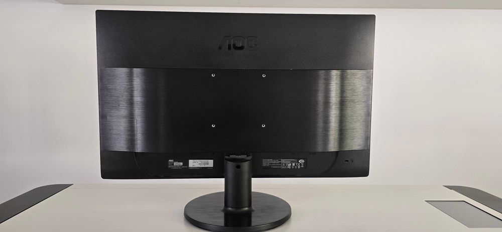 Monitor LED AOC 24''