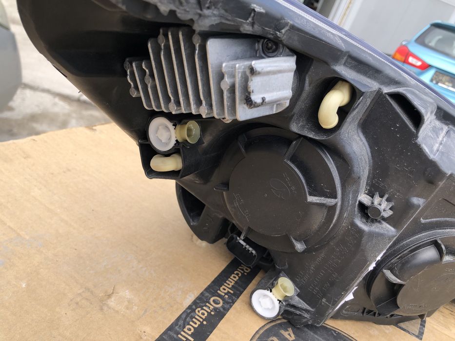 Фар Ford Focus MK4 Led