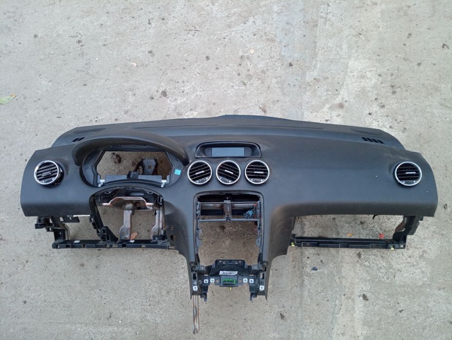 Planșa bord Peugeot 308 1.6 HDI 2007-2013
