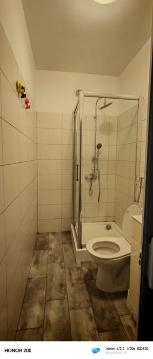 Camera de inchiriat la curte, in Voluntari.