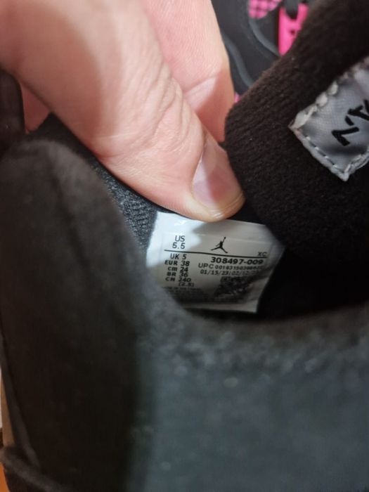 Adidasi jordan 4