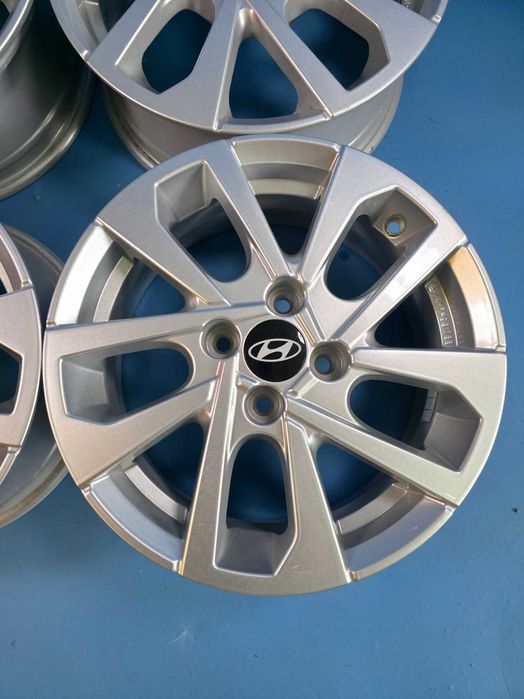 Jante Aliaj 4x100 15'' OEM Hyundai I10 I20 Accent - 6J ET 47 NOI !