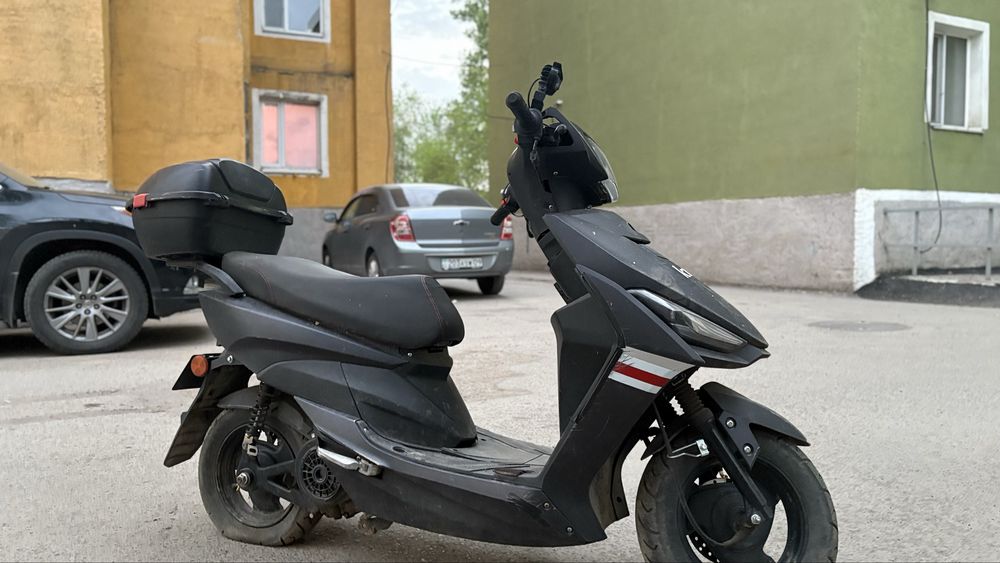 продаю мопед 150куб