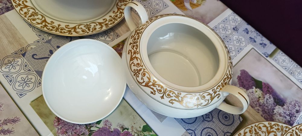 Фруктовница 3-ех ярусная.