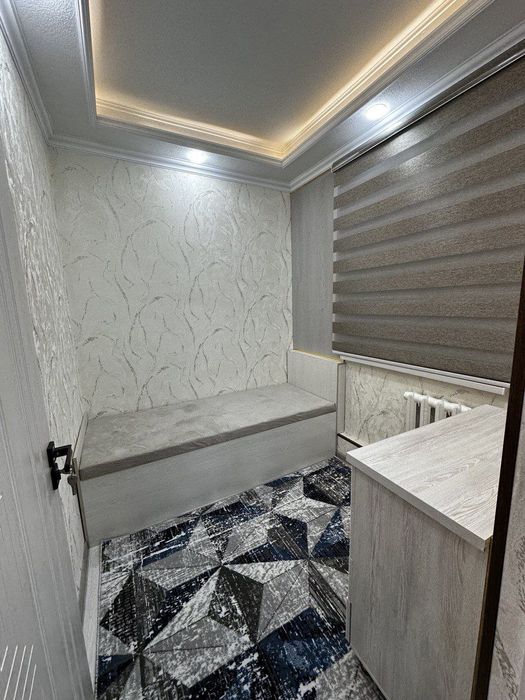 Продается.Чиланзар -10 квартал. Евро 1в2-х комнатная квартира.