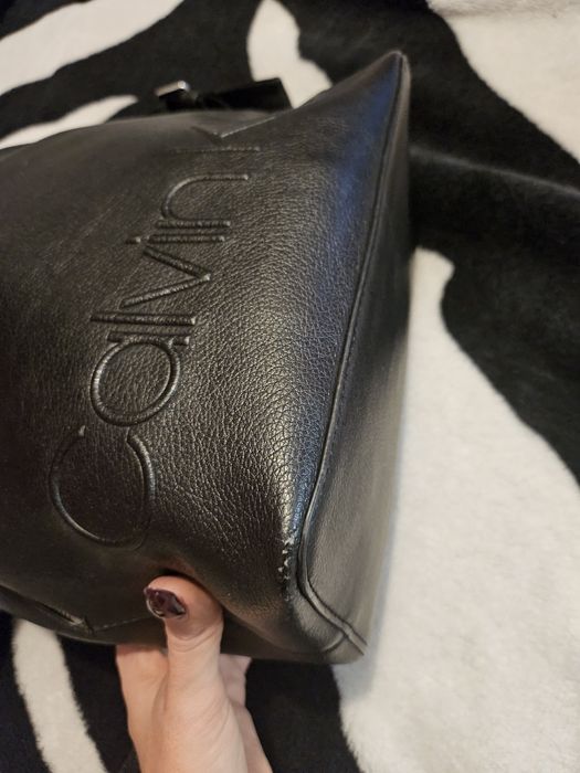 Дамска раница и чанти