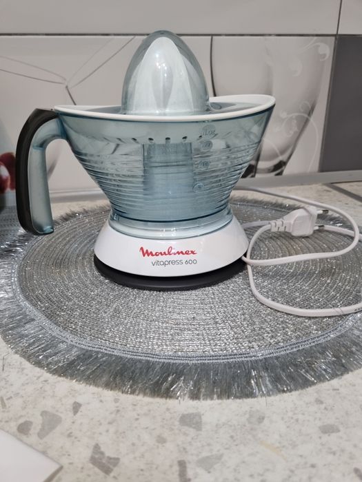 Соковыжималка только для цитрусовых