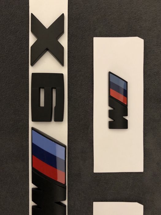 Emblema Sticker Logo Aripa Bmw Black Neagra Negre X6M50d i E71 F16 G06