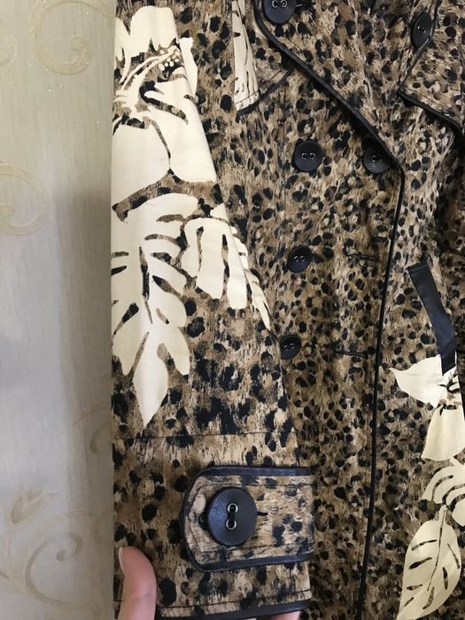 Плащ продам